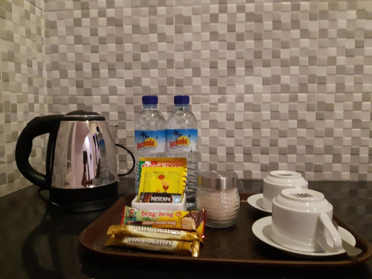 Bis Homestay Sumbawa Esterno foto